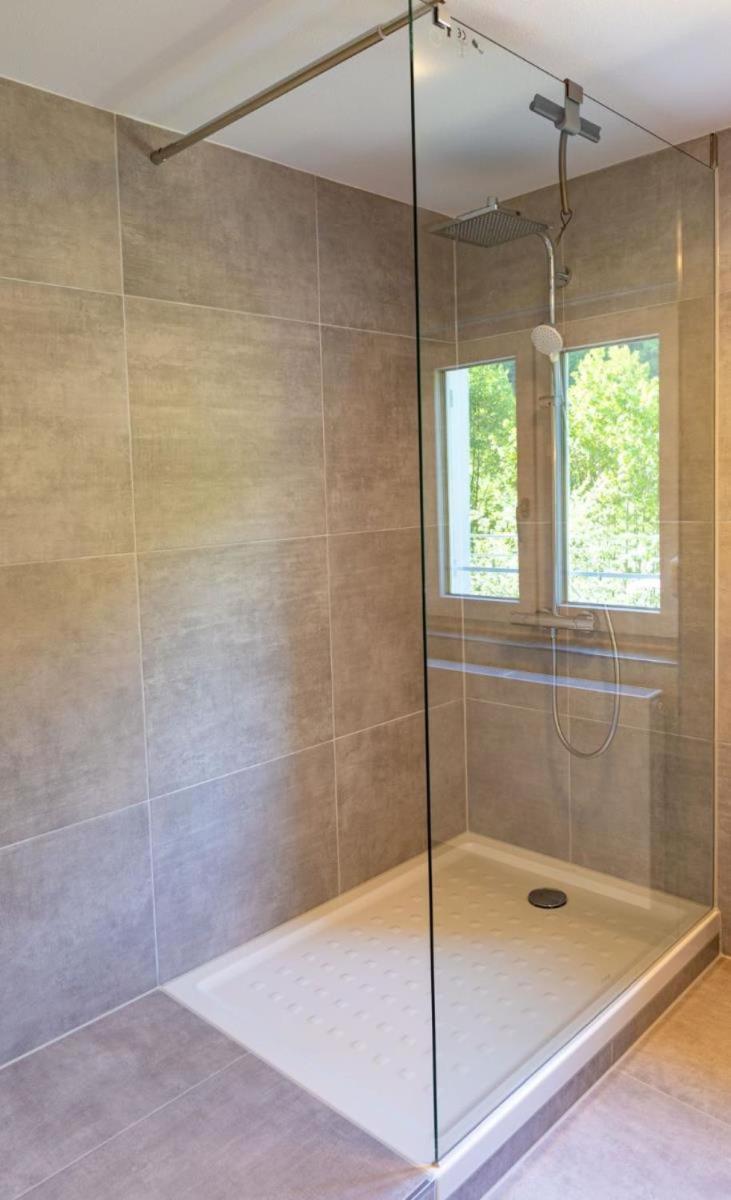 Freistehendes Ferienhaus Mit Kamin, Sauna, Atemberaubenden Blick Ins Tal, Mehrere Terrassen, 1500Qm Grundstueck 1,6M Hoch Eingezaeunt Gerabronn Extérieur photo
