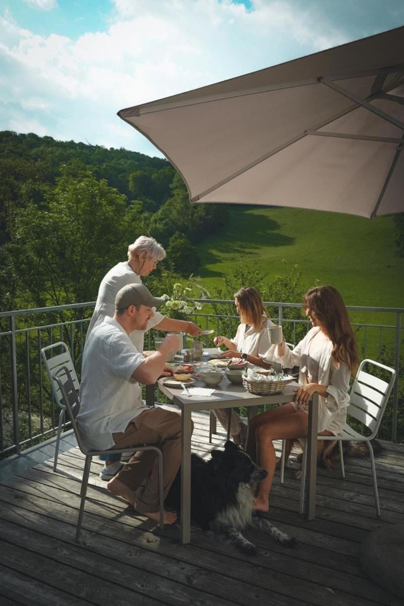 Freistehendes Ferienhaus Mit Kamin, Sauna, Atemberaubenden Blick Ins Tal, Mehrere Terrassen, 1500Qm Grundstueck 1,6M Hoch Eingezaeunt Gerabronn Extérieur photo